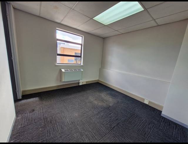 286M² OFFICE TO LET IN BARDENE